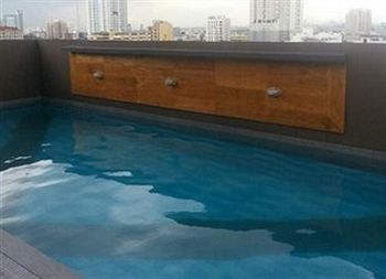 Hotel V Manila