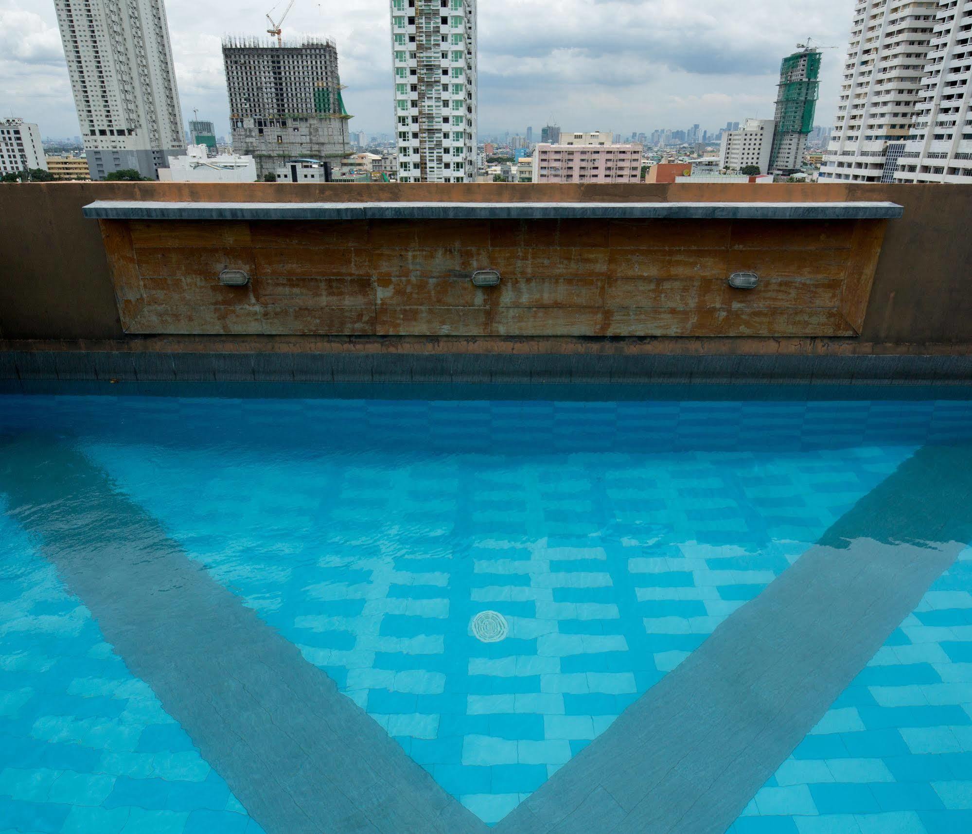 Hotel V 3*